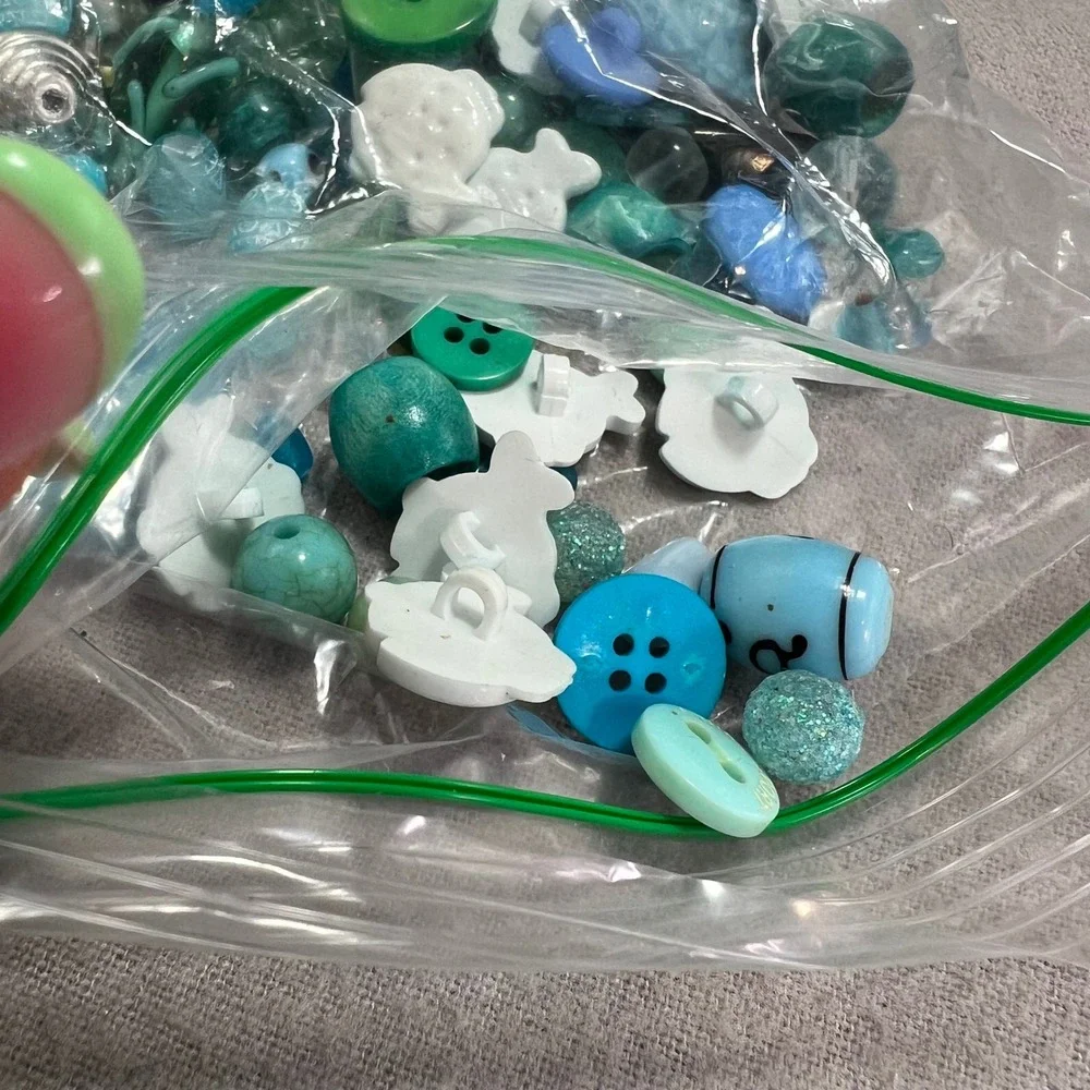 3 Lbs Vintage Button Lot Color Sorted Estate Find 1930s-Modern Bulk Sewing Craft
